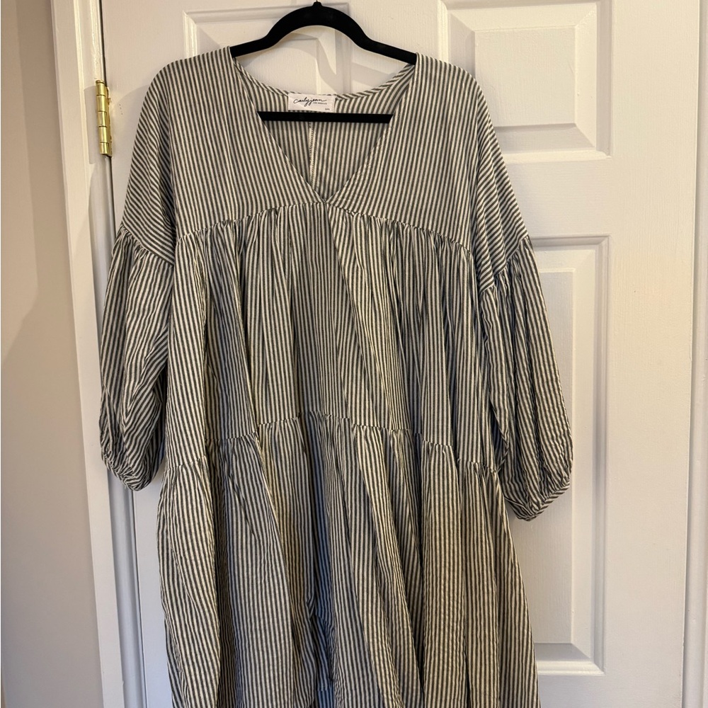 Striped V-Neck Flowy Dress - Carly Jean Los Angeles
